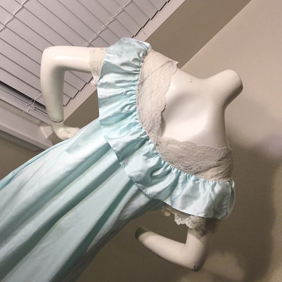 Uly OF FRANCE VINTAGE SLEEPWEAR SIZE SMALL - Picture 6 of 6